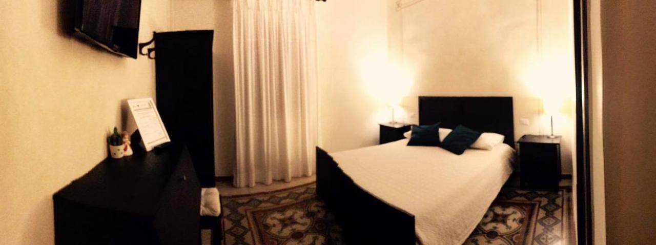Les Fleurs B&B Bari Kültér fotó